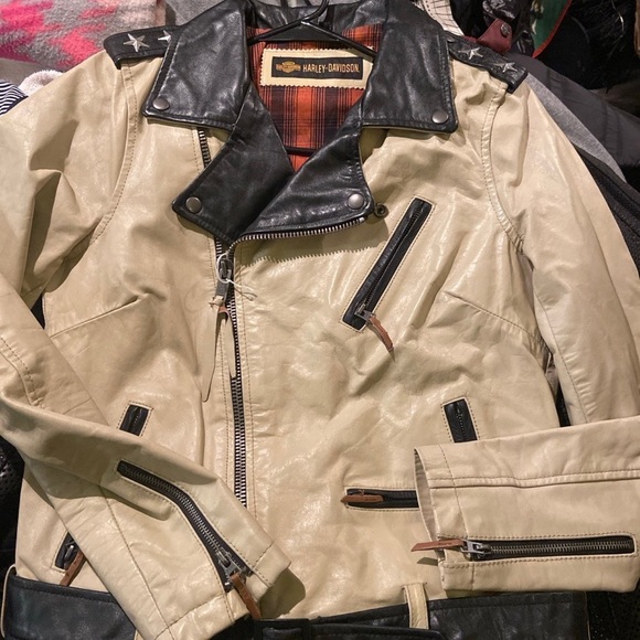 Harley Davidson Leather Jacket size Med - Picture 2 of 8